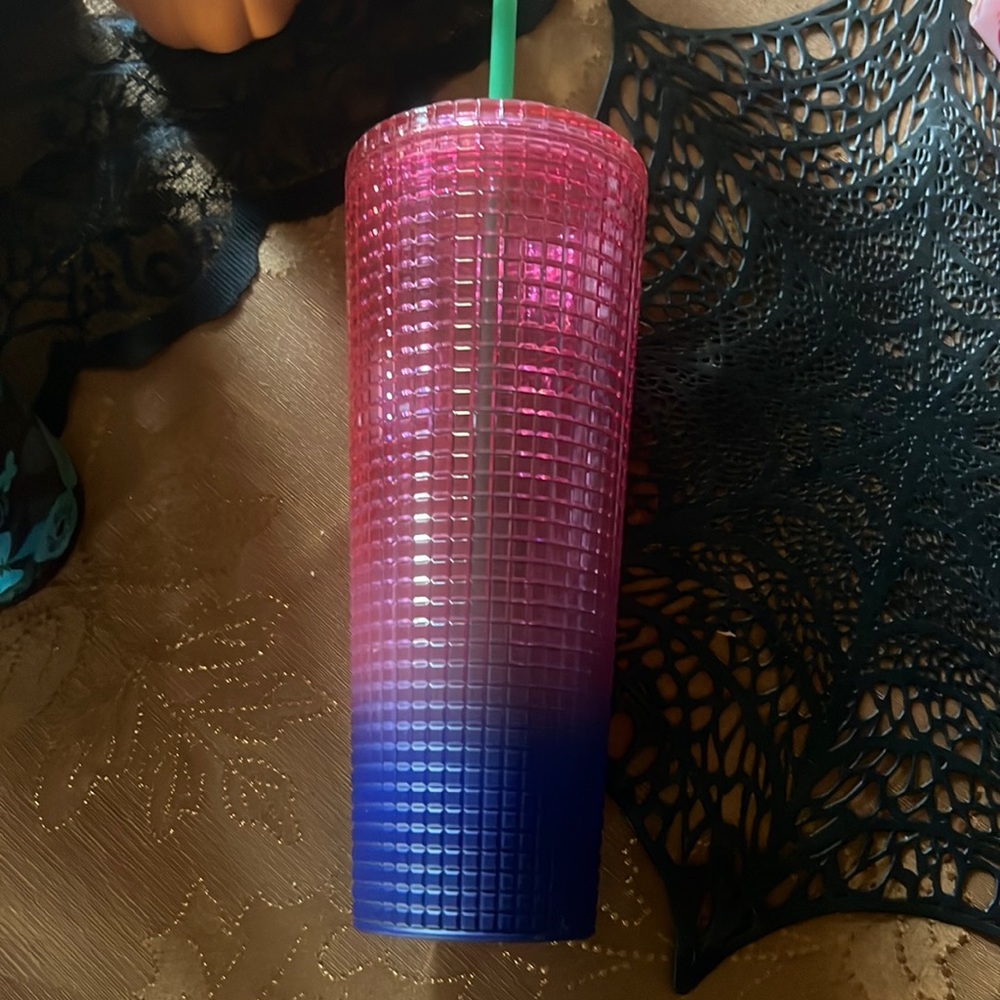 Ombre style cup